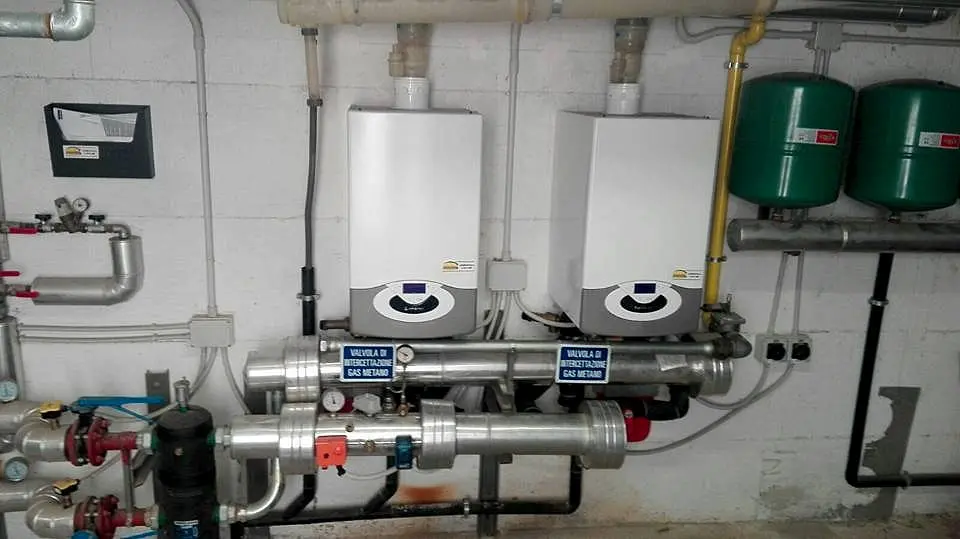 Caldaie installate in una centrale termica